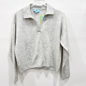 Cece V-Neck Light Grey Knit Polo Sweater Small